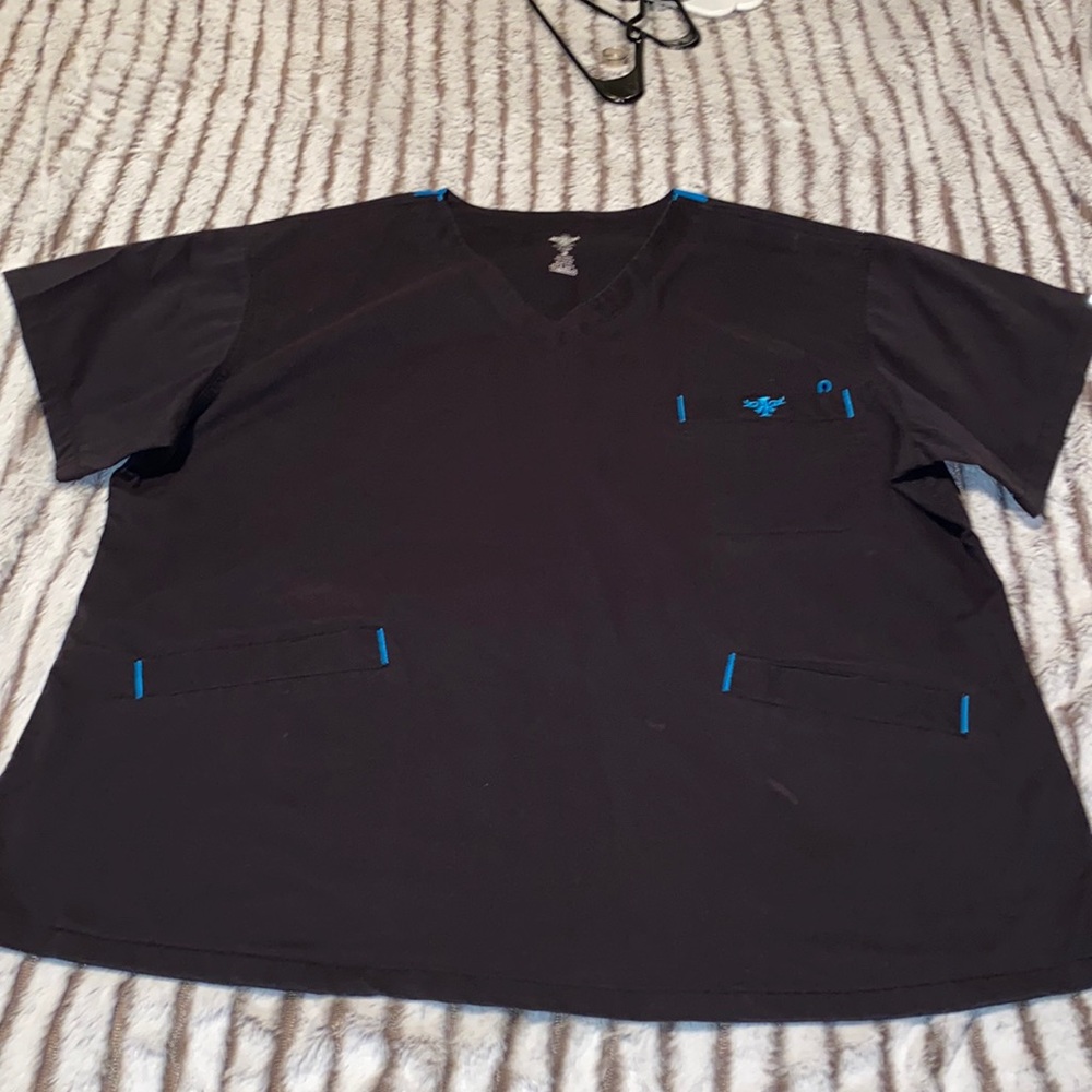 Med Couture XL Scrub Top